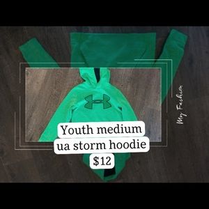 Boys medium under armour hoodie